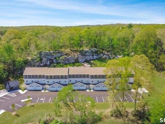 2 bedroom, Groton CT 06340 104790457