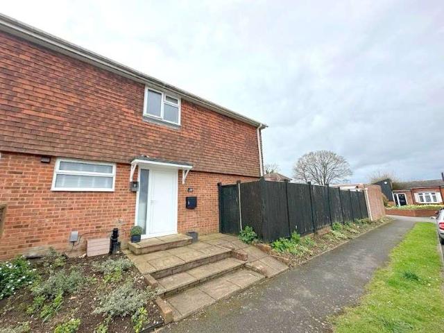 2 Bedroom Ground Maisonette Flat