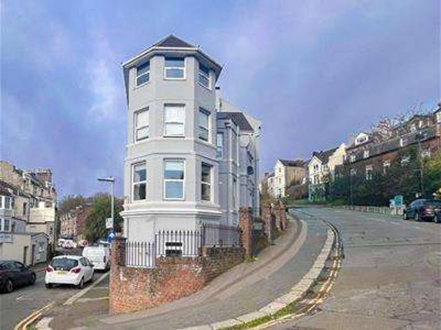 2 Bedroom Ground Flat