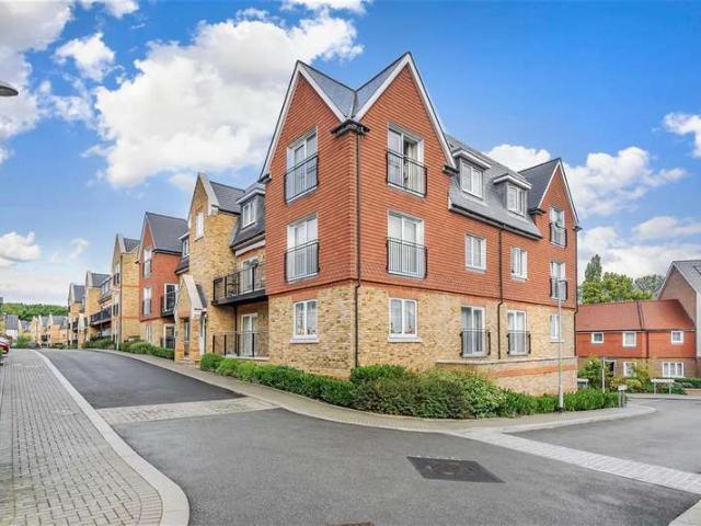 2 Bedroom Ground Flat