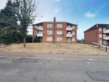 2 Bedroom Ground Flat