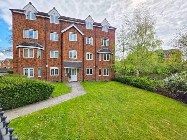 2 Bedroom Ground Flat