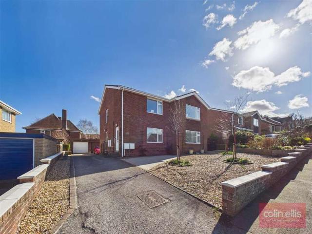 2 Bedroom Ground Flat
