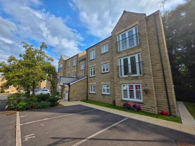 2 Bedroom Ground Flat