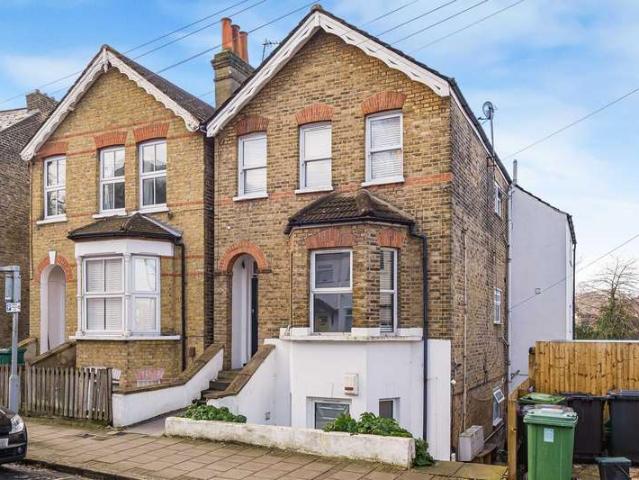 2 Bedroom Ground Flat