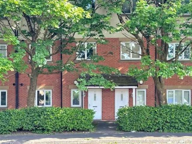 2 Bedroom Ground Flat