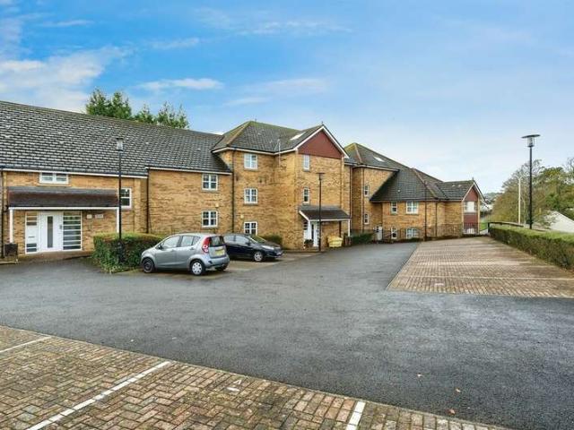 2 Bedroom Ground Flat