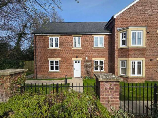2 Bedroom Ground Flat