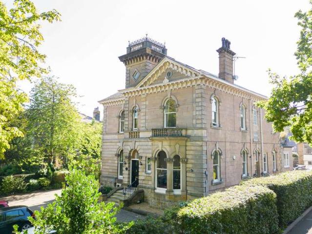 2 Bedroom Ground Flat