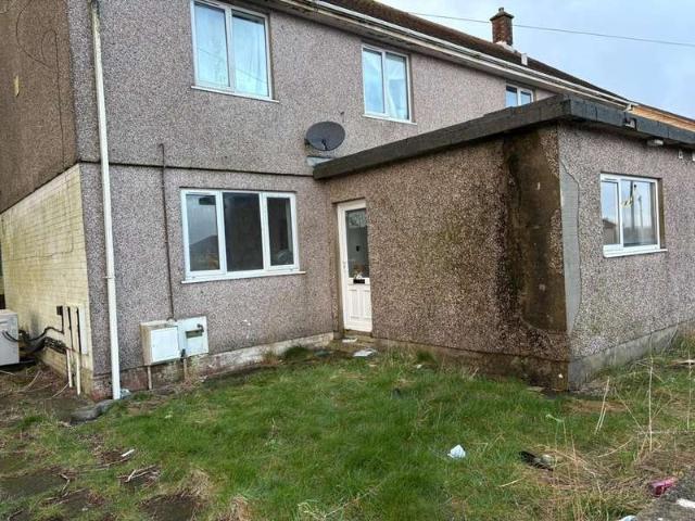 2 Bedroom Ground Flat