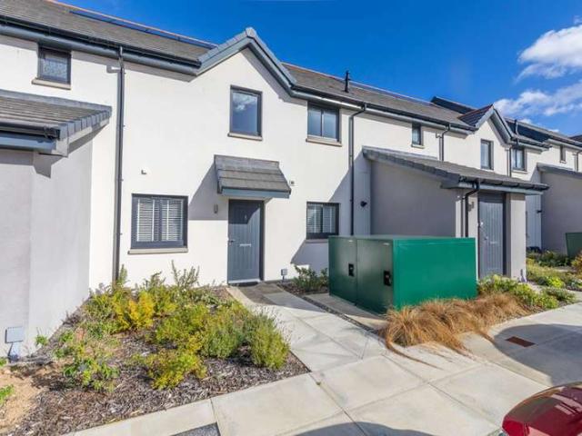 2 Bedroom Ground Flat