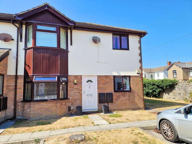 2 Bedroom Ground Flat