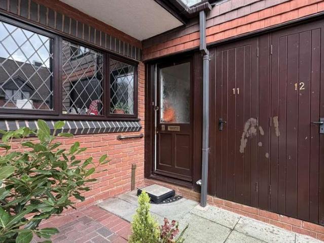 2 Bedroom Ground Flat