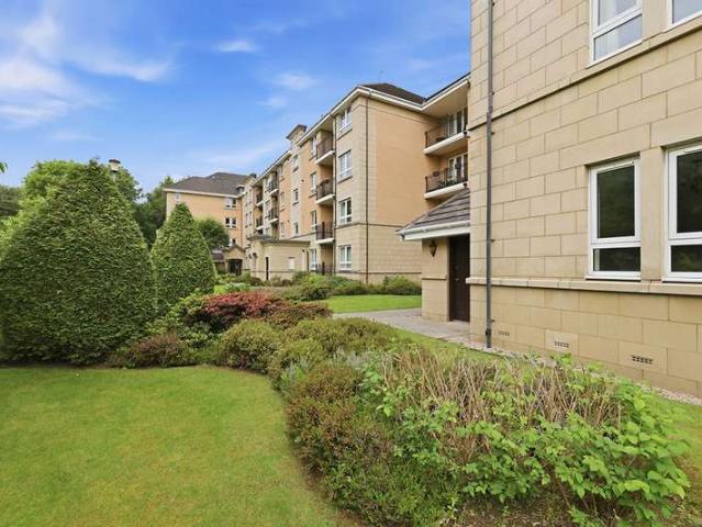 2 Bedroom Ground Flat
