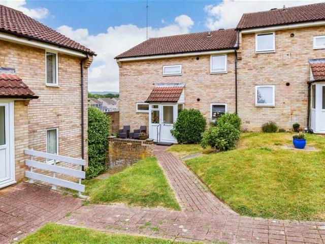 2 Bedroom Ground Flat