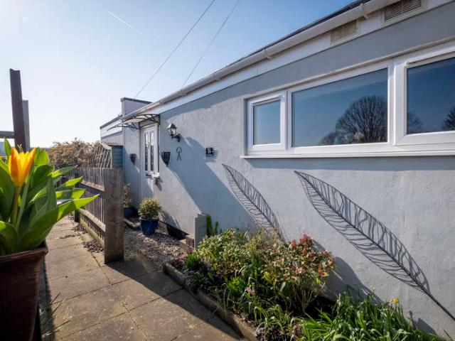 2 Bedroom Ground Flat