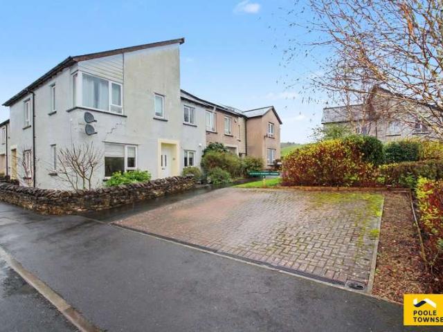 2 Bedroom Ground Flat