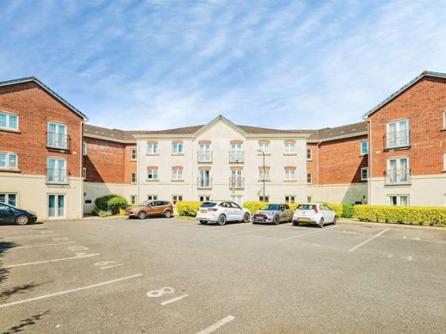 2 Bedroom Ground Flat