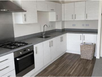 Flat for sale in St Mathhews Private Hospital Ltd - Equipped kitchen