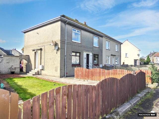 2 bedroom ground flat for sale