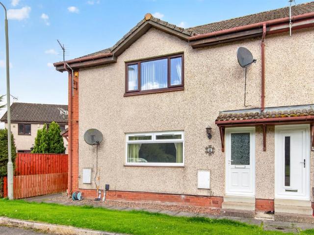 2 bedroom ground flat for sale