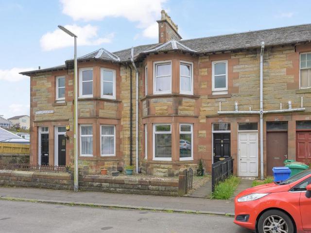 2 bedroom ground flat for sale