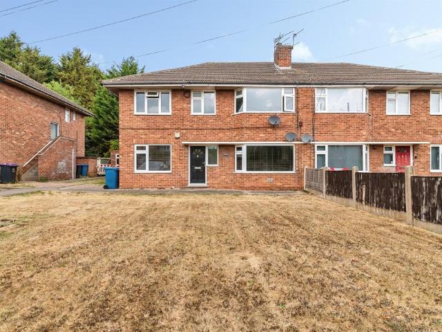 2 bedroom ground flat for sale