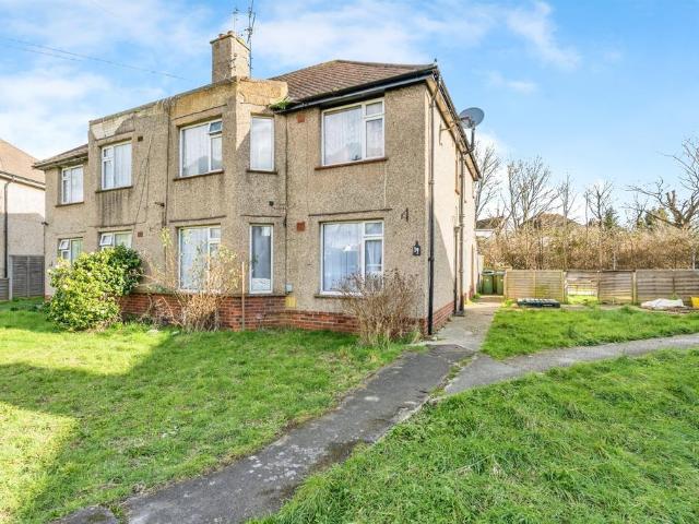 2 bedroom ground flat for sale