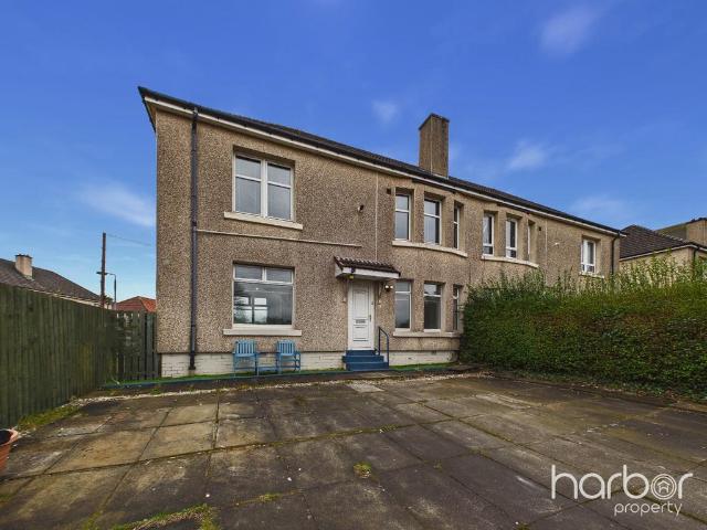 2 bedroom ground flat for sale