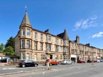 2 bedroom ground flat for sale