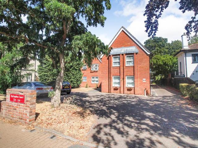 2 bedroom ground flat for sale