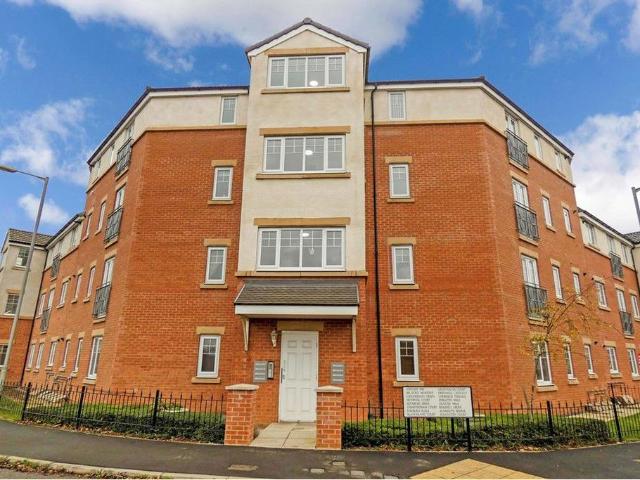 2 bedroom ground flat for sale
