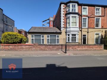 2 bedroom ground flat for sale