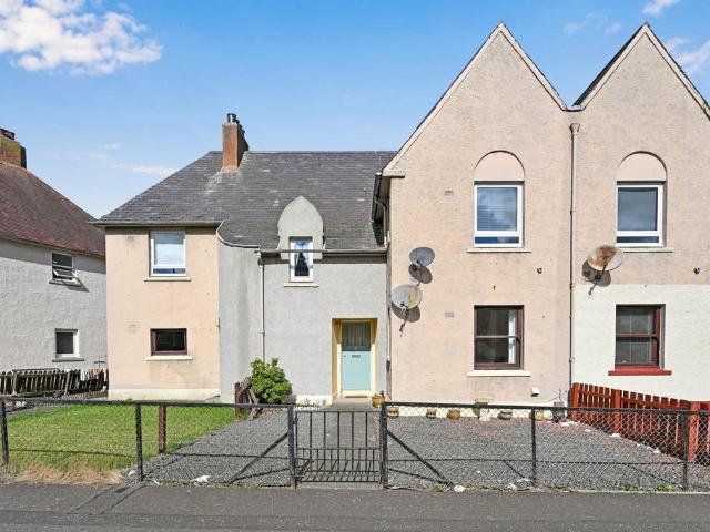 2 bedroom ground flat for sale