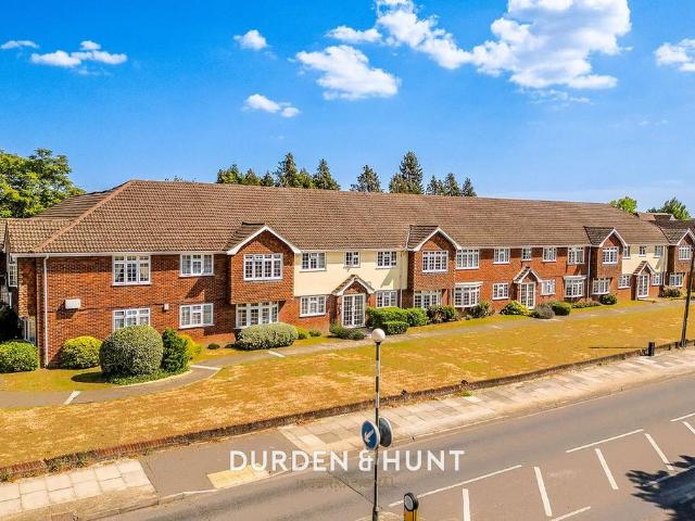 2 bedroom ground flat for sale