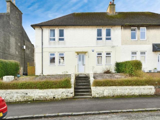 2 bedroom ground flat for sale