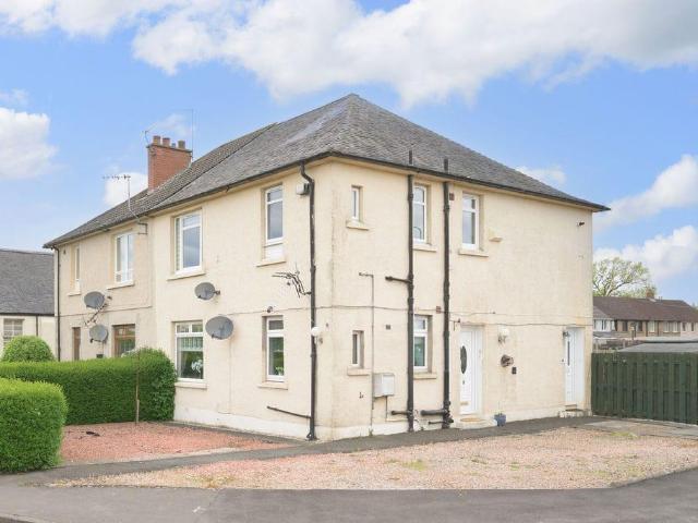 2 bedroom ground flat for sale