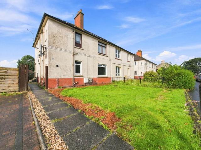 2 bedroom ground flat for sale
