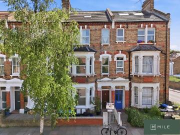 2 bedroom ground flat for sale