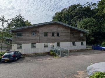 2 bedroom ground flat for sale