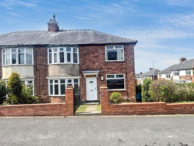 2 bedroom ground flat for sale