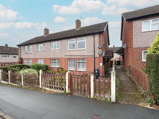 2 bedroom ground flat for sale