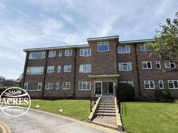 2 bedroom ground flat for sale