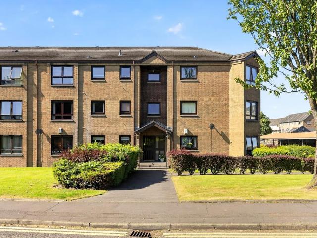 2 bedroom ground flat for sale
