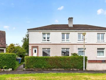 2 bedroom ground flat for sale