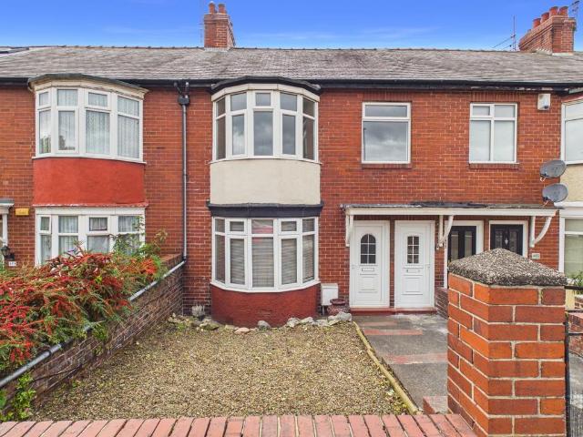 2 bedroom ground flat for sale