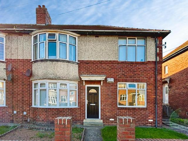 2 bedroom ground flat for sale