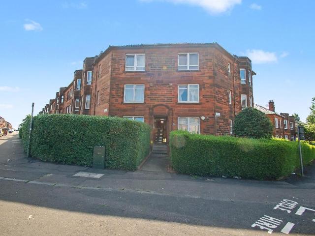 2 bedroom ground flat for sale