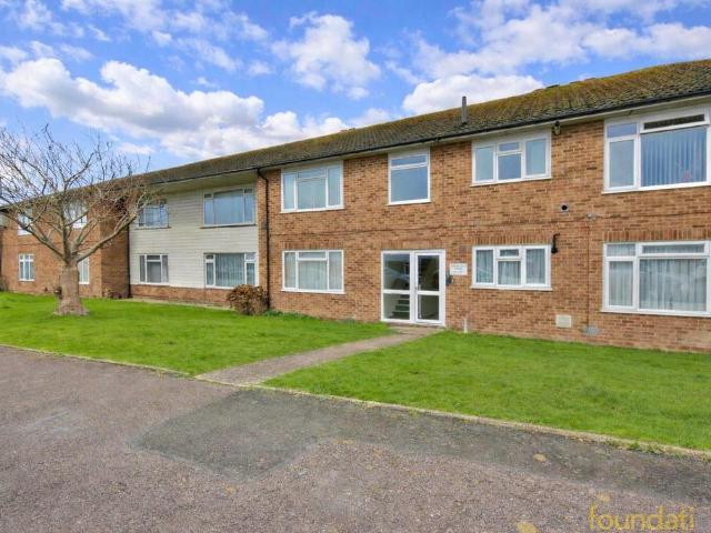 2 bedroom ground flat for sale