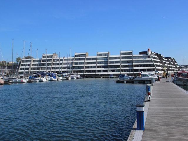 2 bedroom ground flat for sale